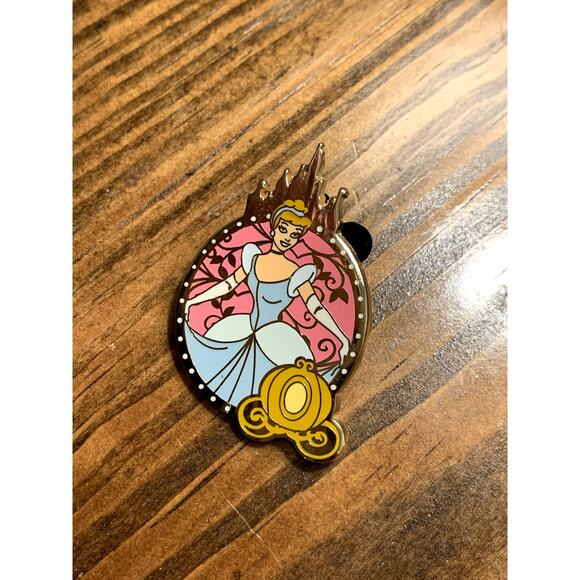 Cinderella Castle Princess Disney Booster Pack Trading Pin - Picture 1 of 2